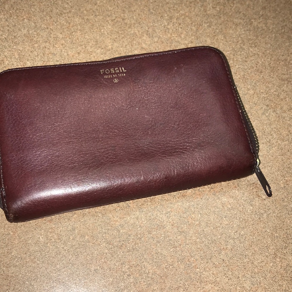 Fossil Zip Around Wallet - image 1